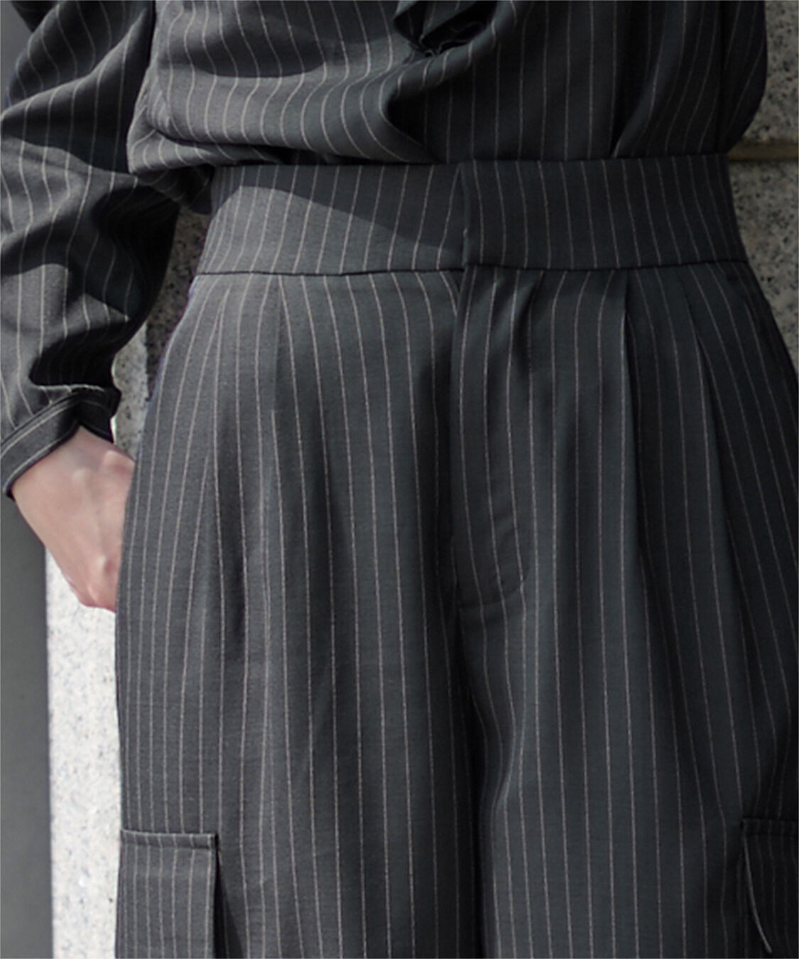 ur's「ハイウエストカーゴパンツ」|カーゴ|