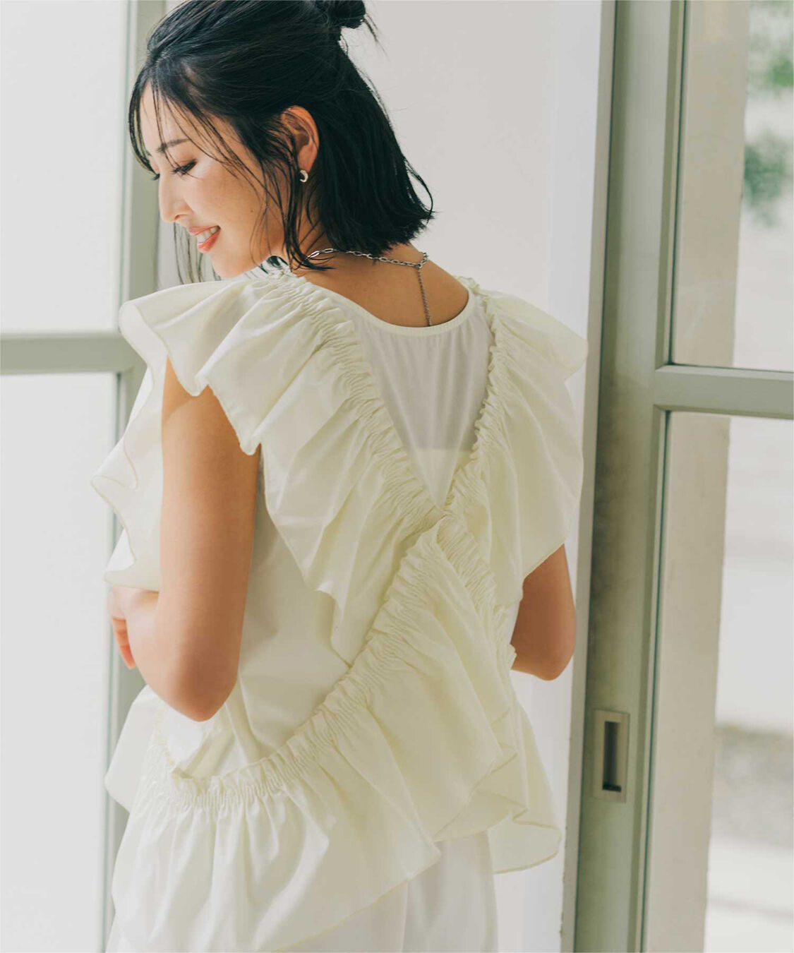 ur's「【うえむらあやのさんコラボアイテム】マルチwayフリルトップス」|シャツ・ブラウス|