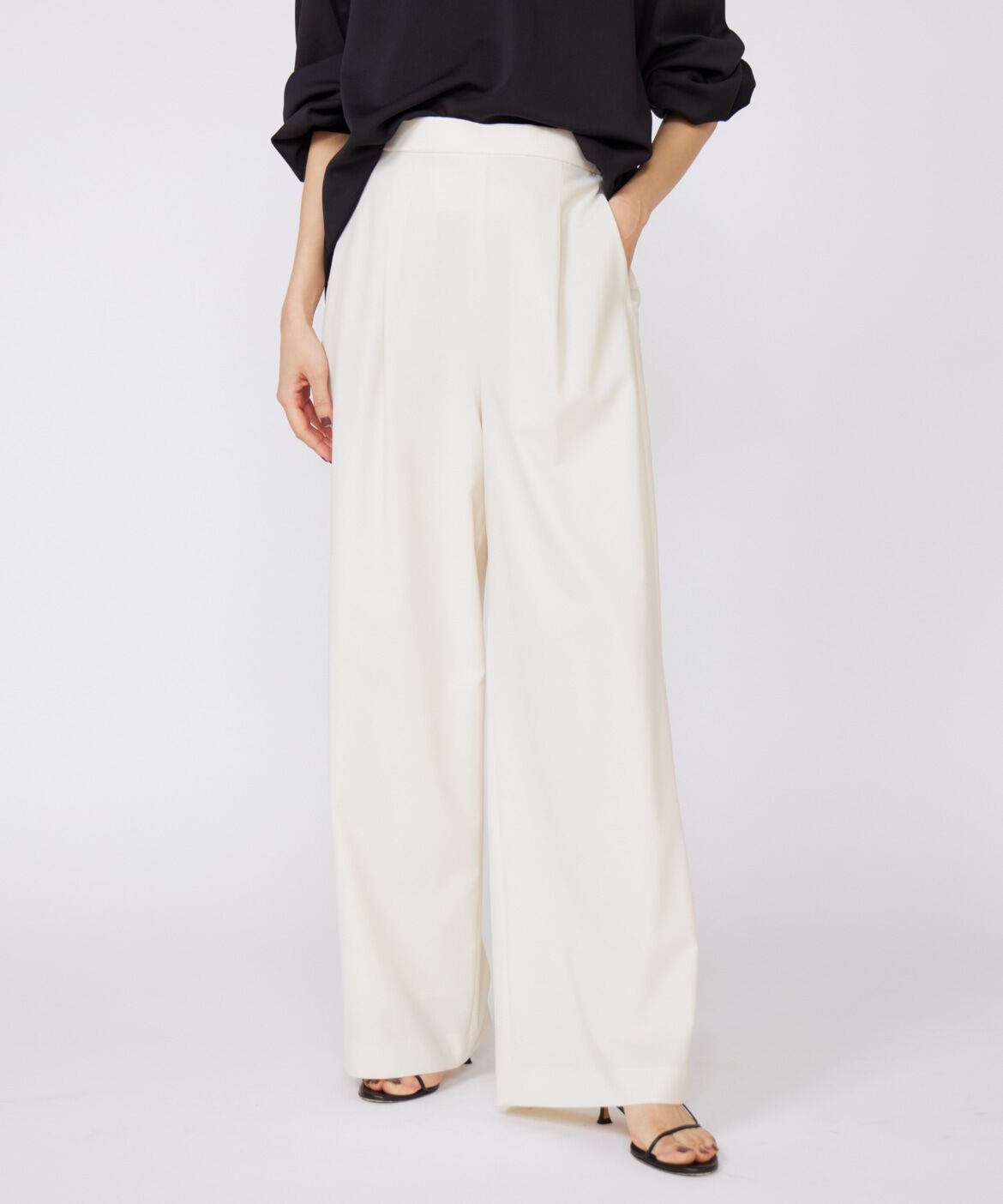 INED「《大きいサイズ》イージーワイドパンツ」|その他|