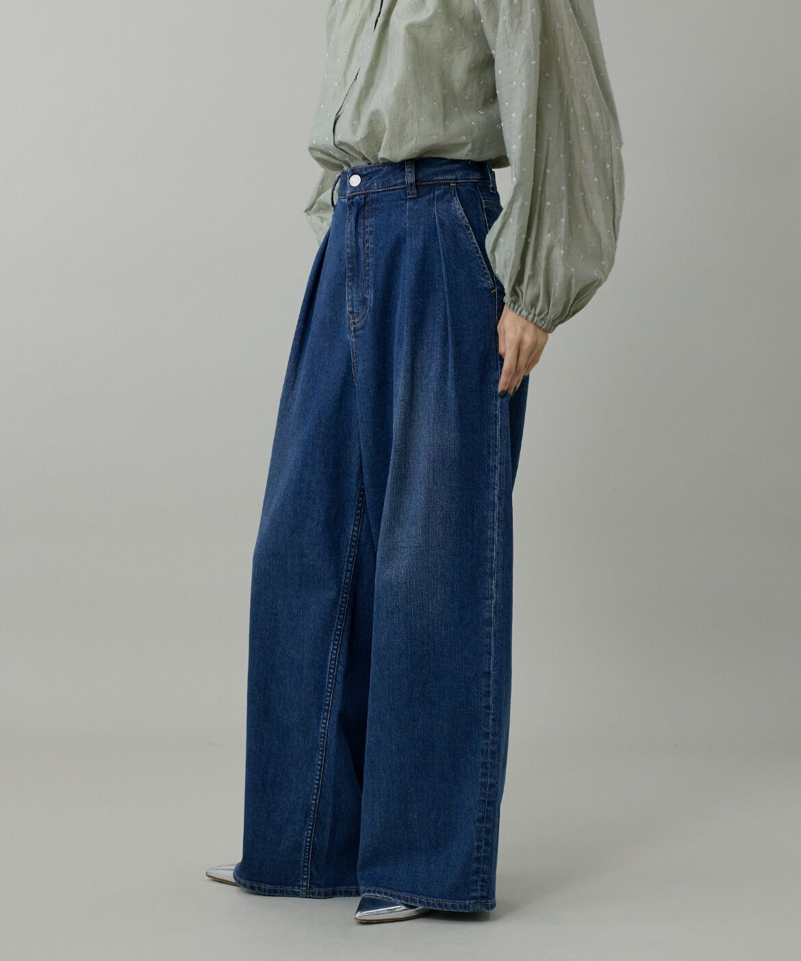 INED「INED別注 ツータックワイドデニム Lemongrass《Healthy DENIM》」|デニム|インディゴ9