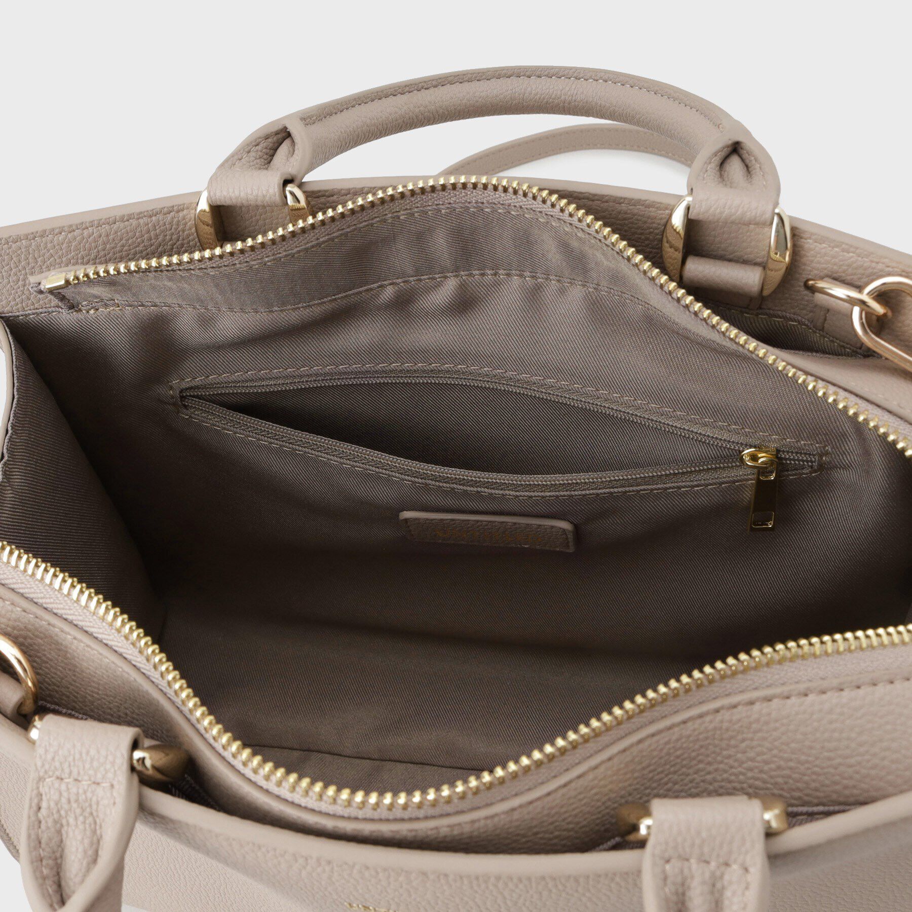 UNTITLED「【セレモニー対応】ボクシーショルダー」|ショルダー・メッセンジャー|