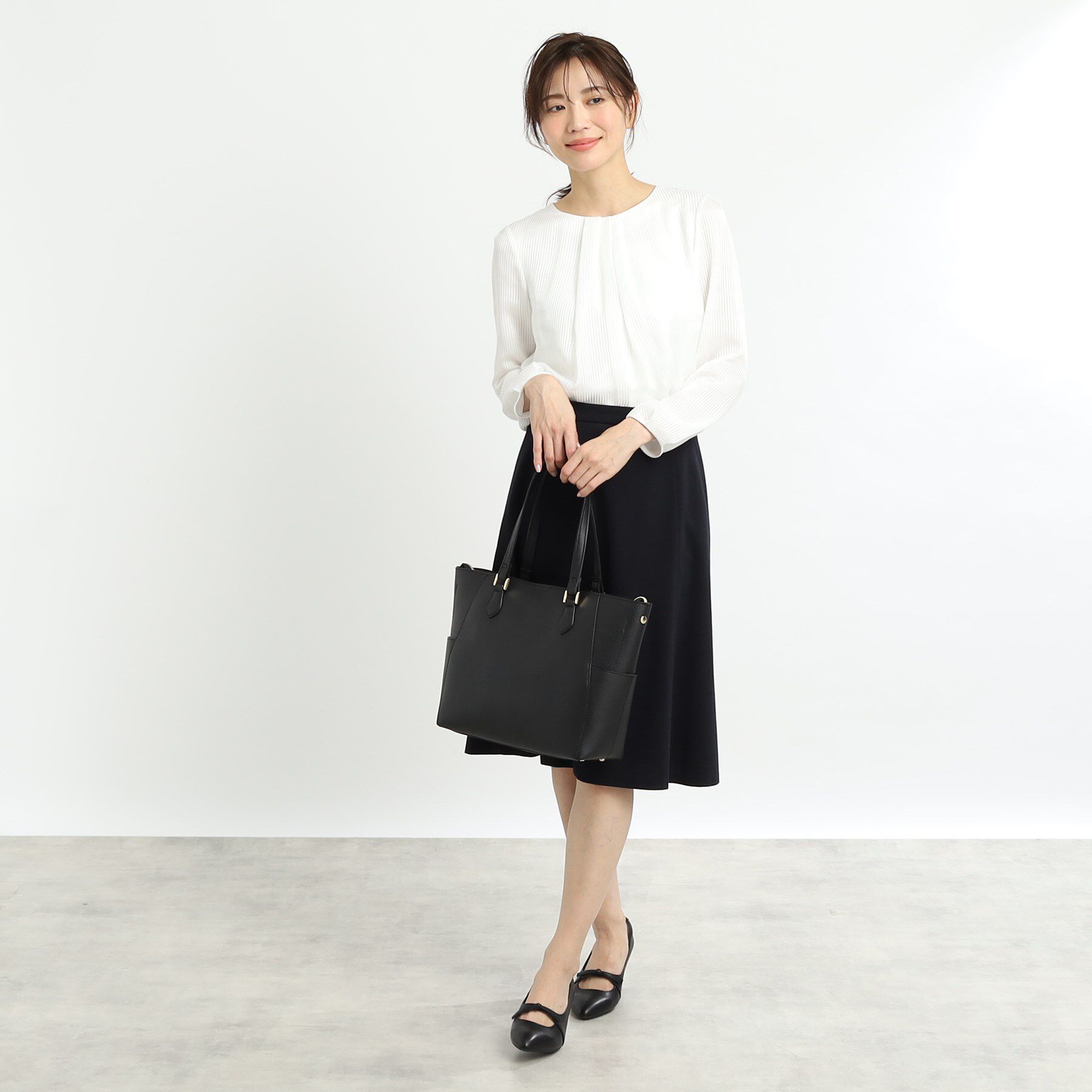 Reflect「【たっぷり収納！あおりポケット／WEB先行カラーあり】A4サイズトートバッグ」|トートバッグ|