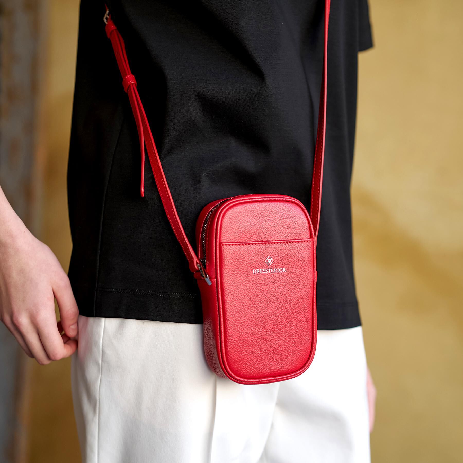 DRESSTERIOR「【本革】リアルレザー ピストルラビットプリント ショルダーポーチ」|ショルダー・メッセンジャー|