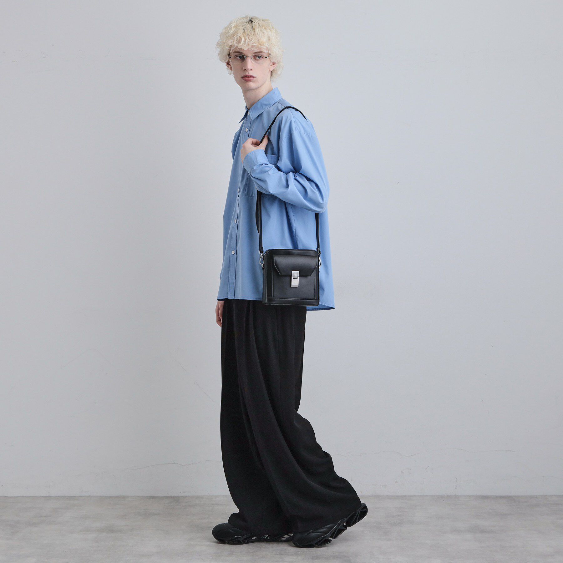 tk.TAKEO KIKUCHI「ポケットアオリショルダー」|ショルダー・メッセンジャー|