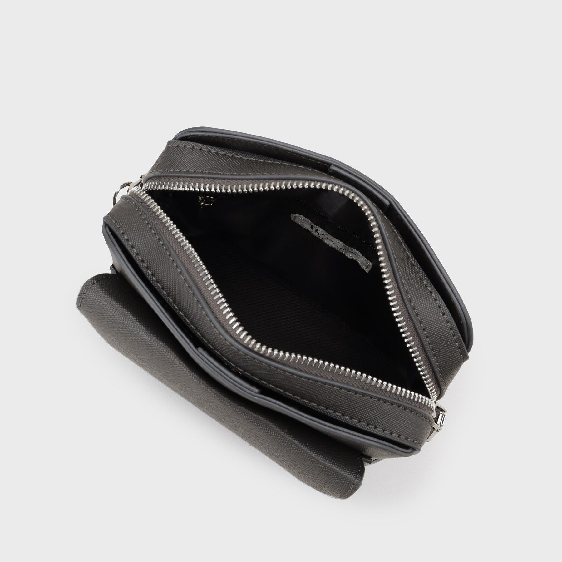 tk.TAKEO KIKUCHI「ポケットアオリショルダー」|ショルダー・メッセンジャー|