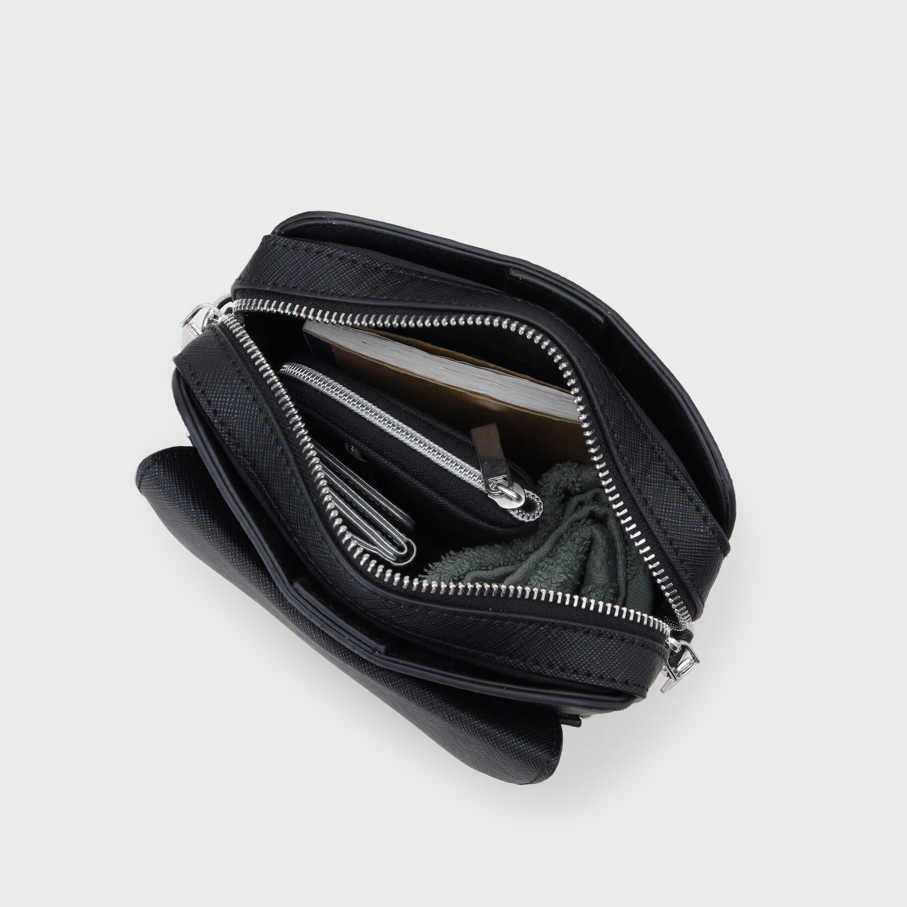 tk.TAKEO KIKUCHI「ポケットアオリショルダー」|ショルダー・メッセンジャー|