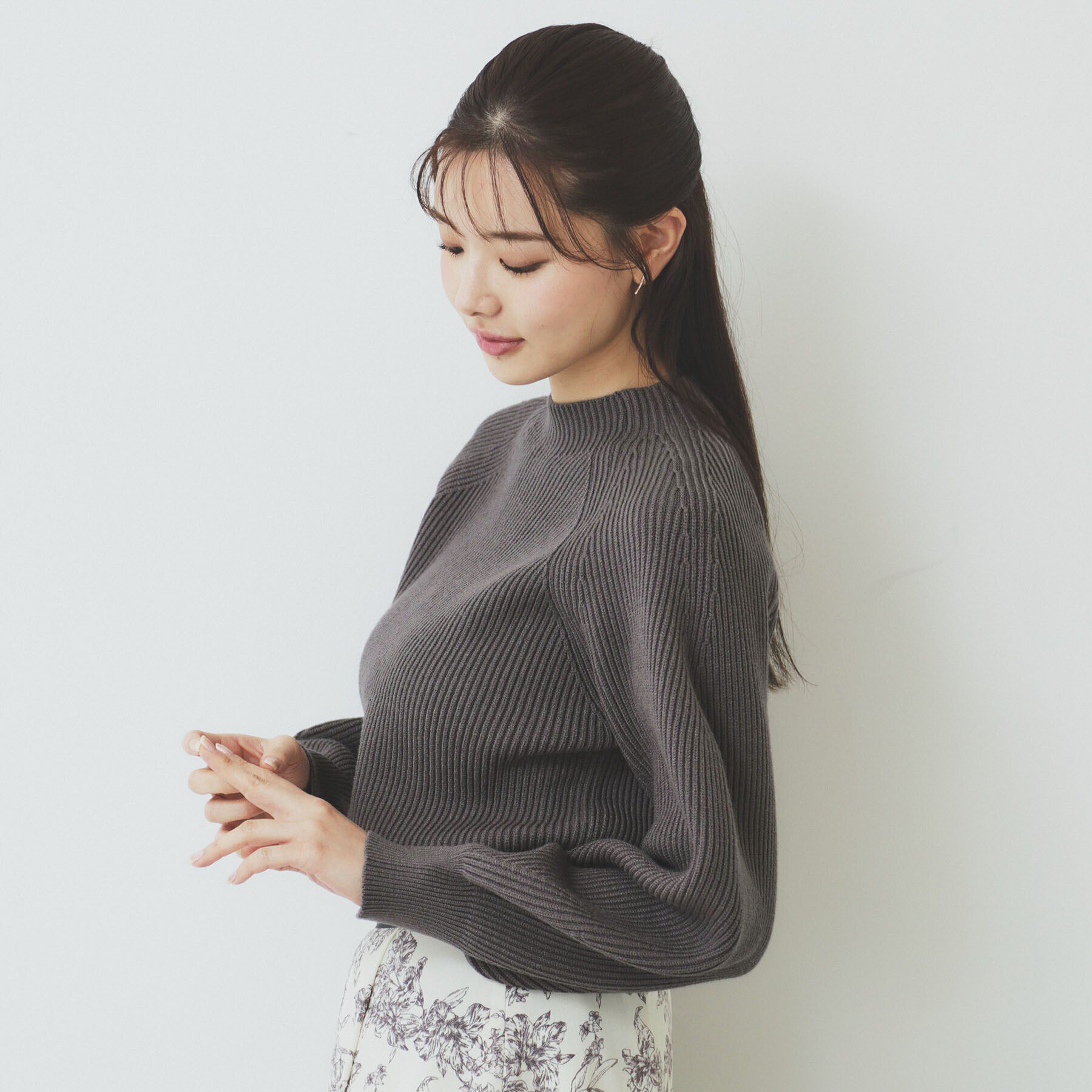 index「ラグランスリーブリブニット【洗濯機洗い可】」|ニット・セーター|チャコールグレー(0