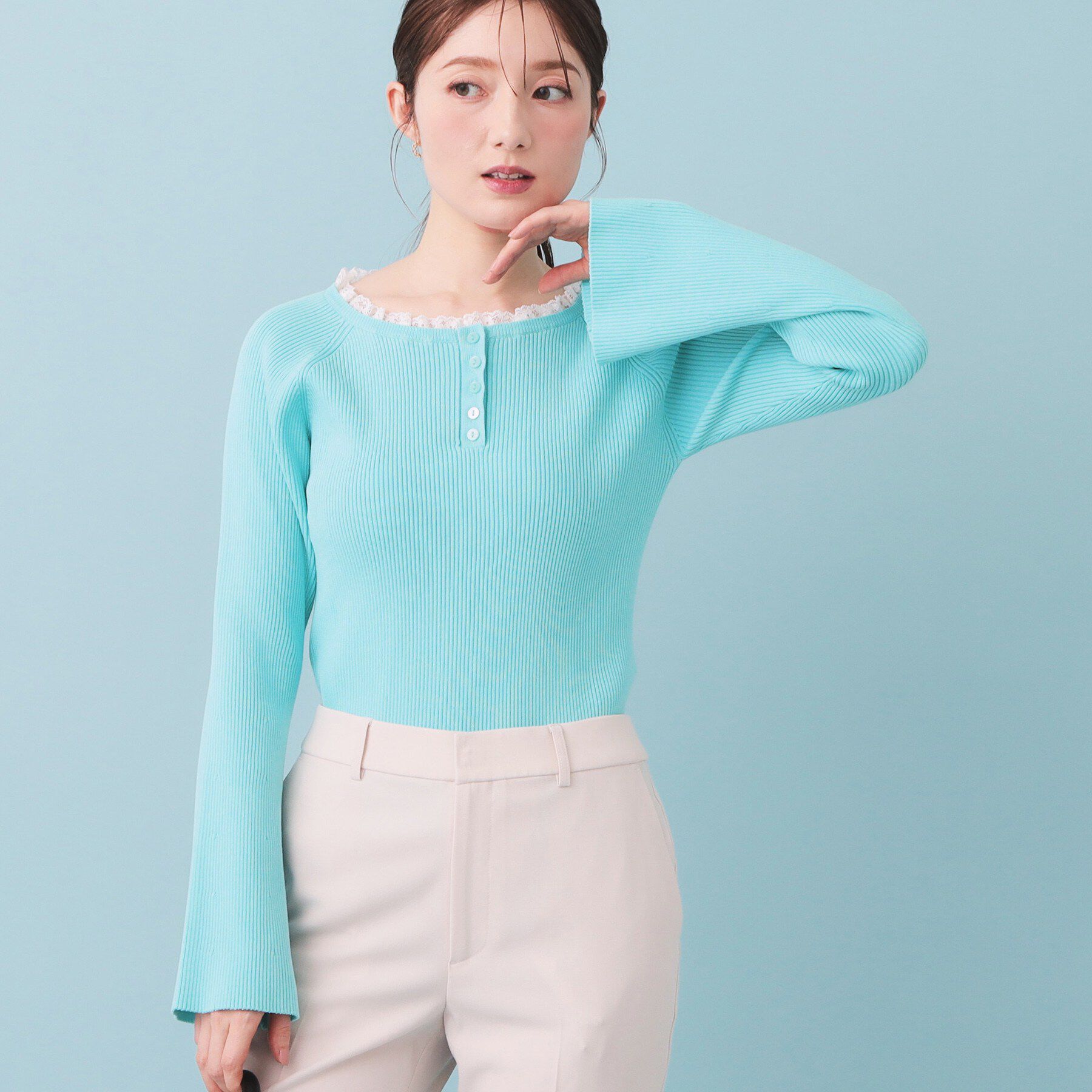 index「ヘンリーネックフレアスリーブニット【洗濯機OK】」|ニット・セーター|