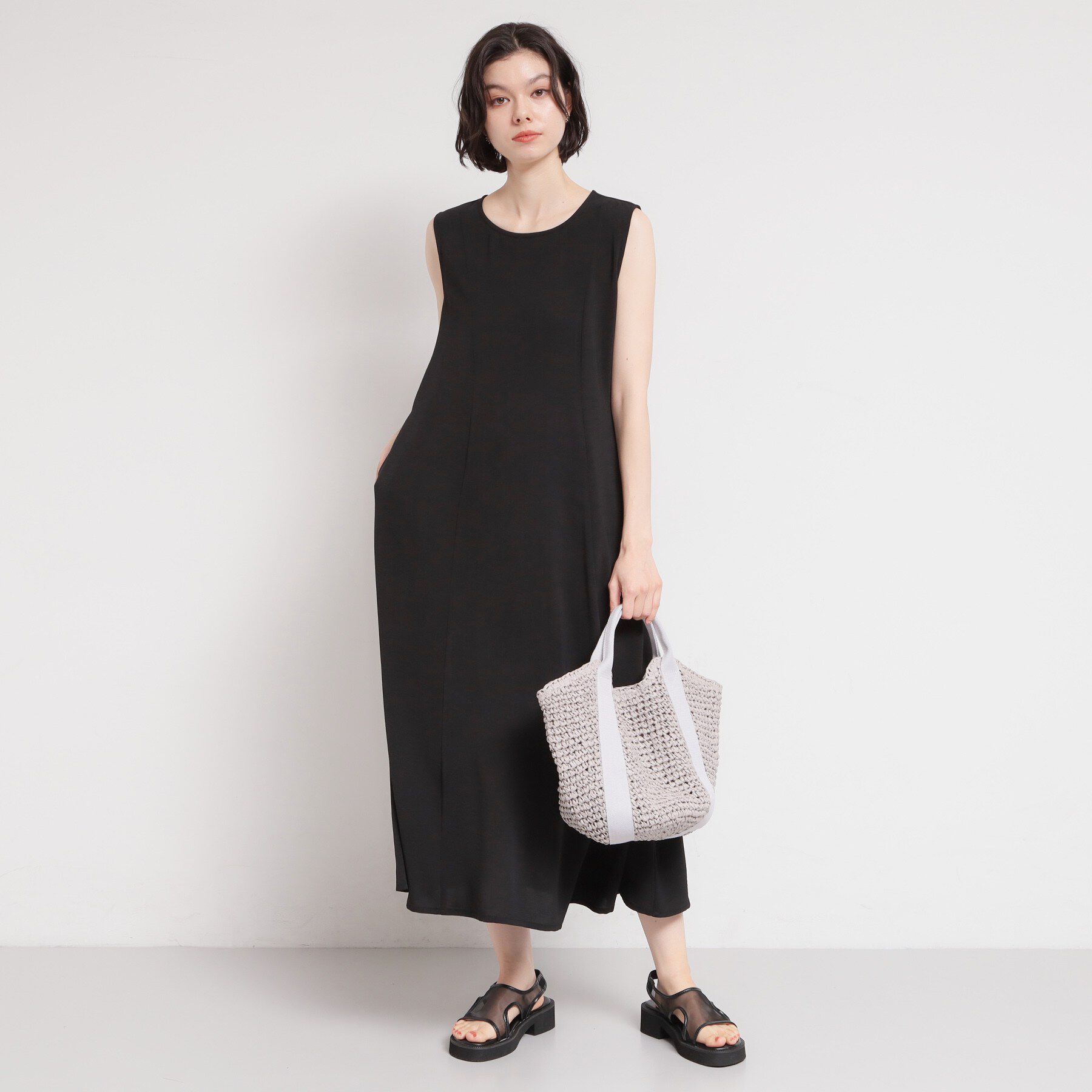 THE SHOP TK「【ひんやり／防しわ／吸水速乾／UV】美しさを1日中キープ ノースリーブフレアワンピース」|ワンピース|