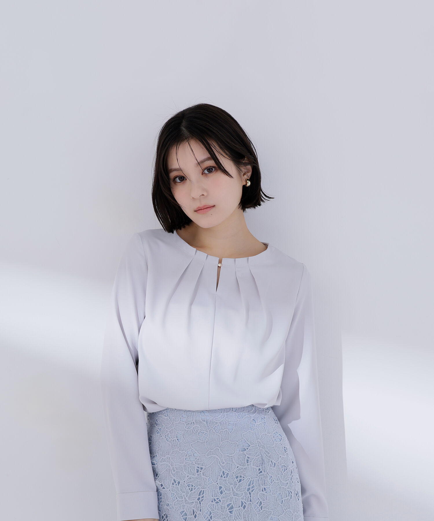  「ネックタックブラウス」|シャツ・ブラウス|