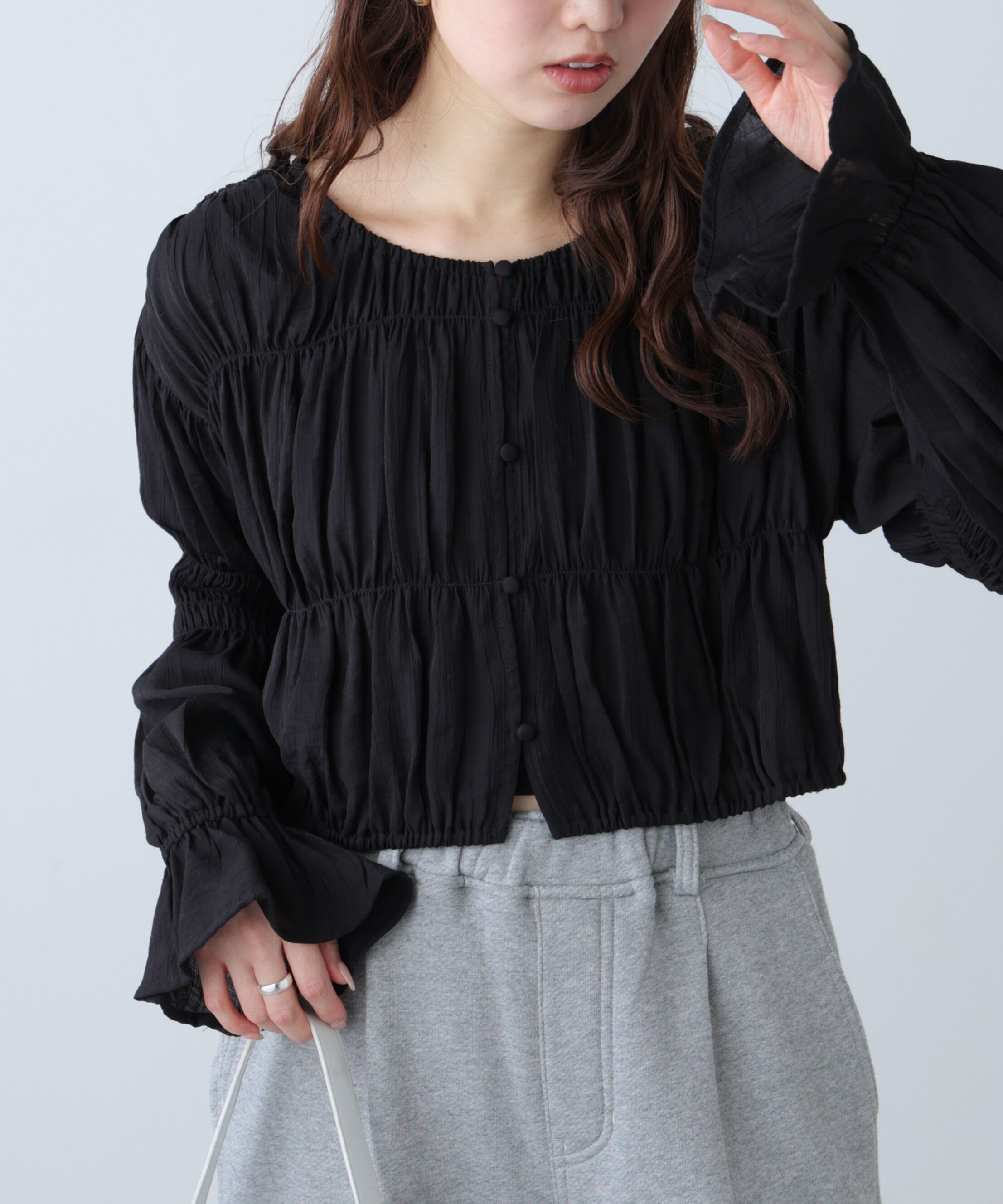  「シアーギャザー前開き短丈ブラウス」|シャツ・ブラウス|