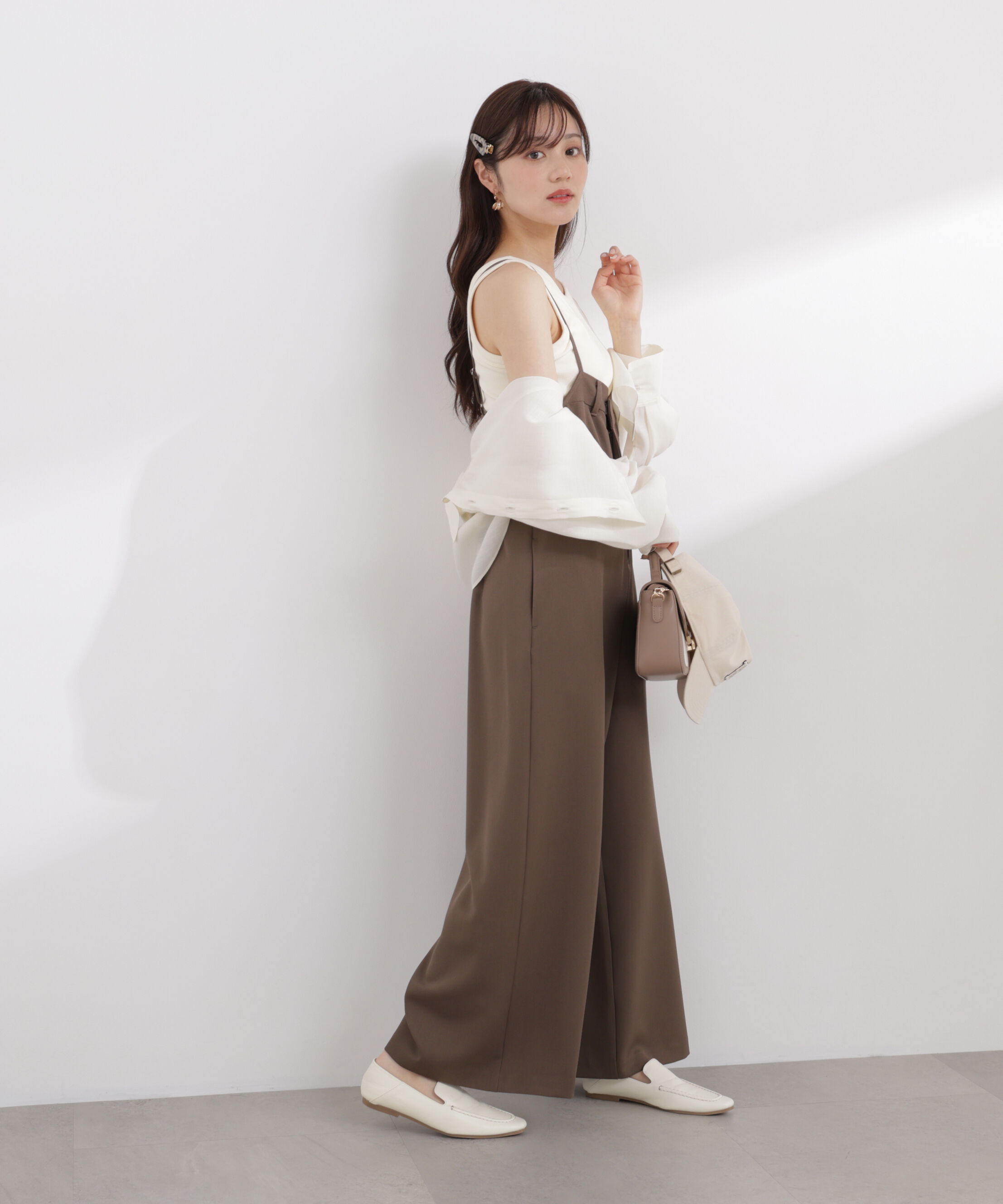 PROPORTION BODY DRESSING「〈a/mie〉バックタックサロペット 26SS」|ワンピース|