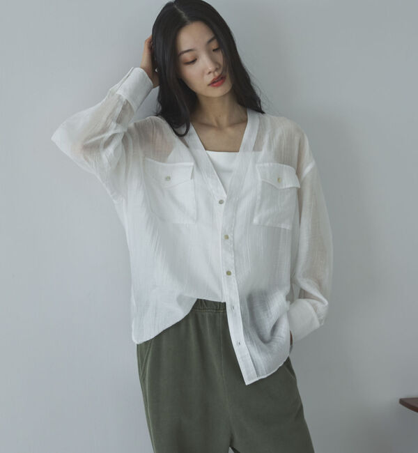 Doux archives「Ｖ開きシアー楊柳ブラウス」|シャツ・ブラウス|OFF WHITE