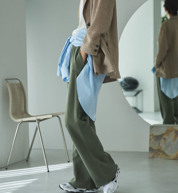 Doux archives「ピグメント裏毛フレアパンツ」|チノ|