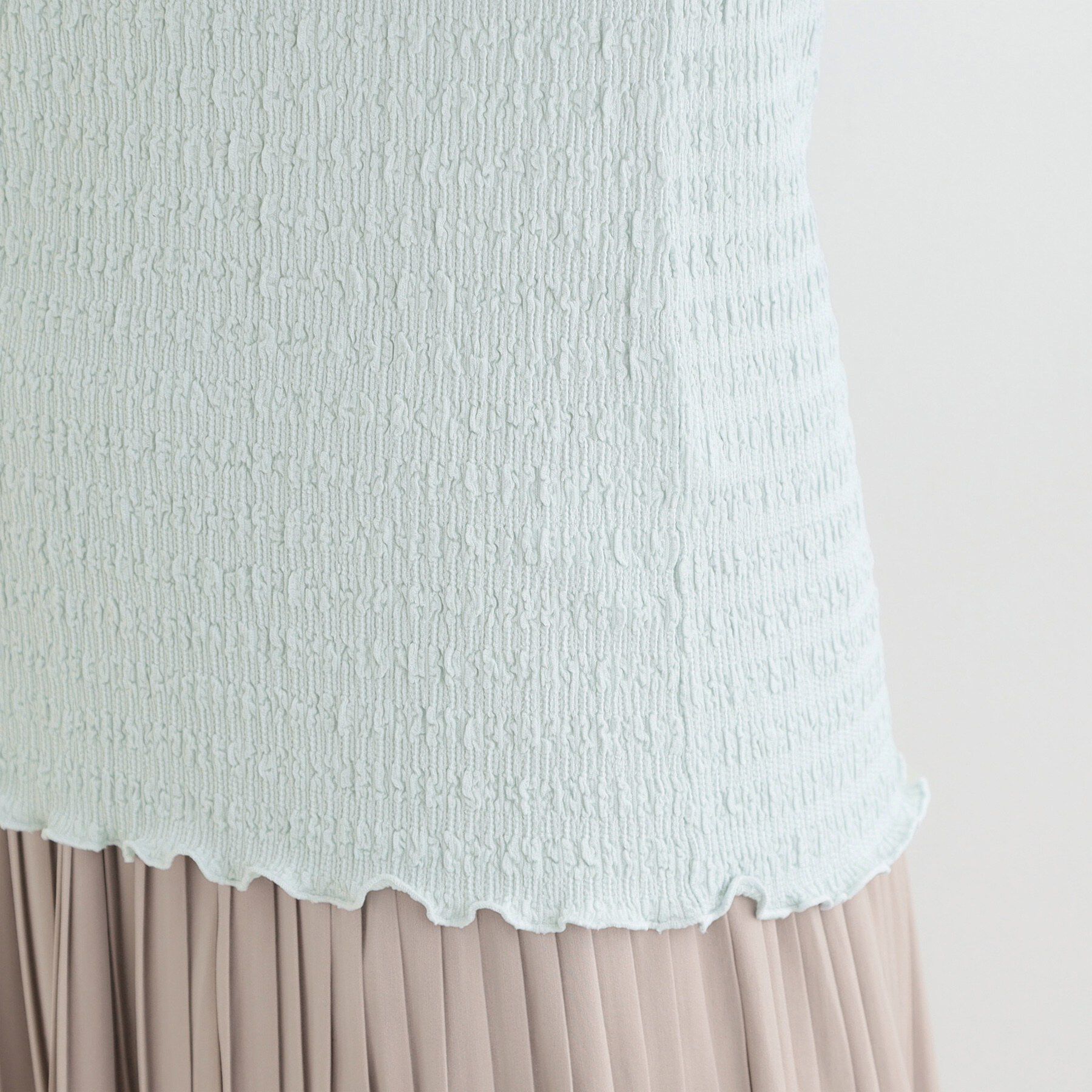 SHOO･LA･RUE「【洗濯機可/S-LL】レイヤードスタイルにも ぽこぽこジャカード ハイネックトップス」|Tシャツ・カットソー|