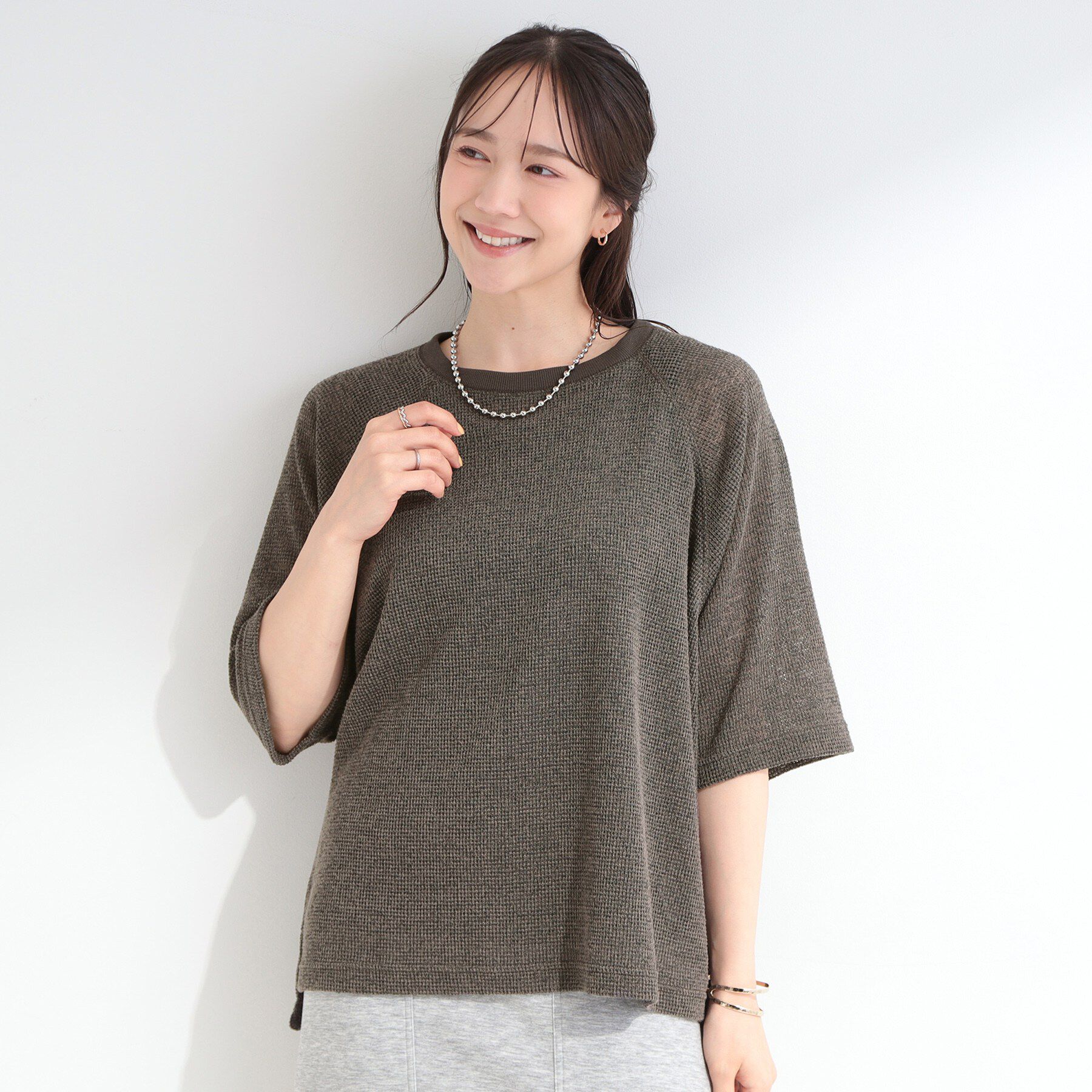 SHOO･LA･RUE「【S-LL】シアーワッフル ラグラン5分袖ゆるTシャツ」|Tシャツ・カットソー|