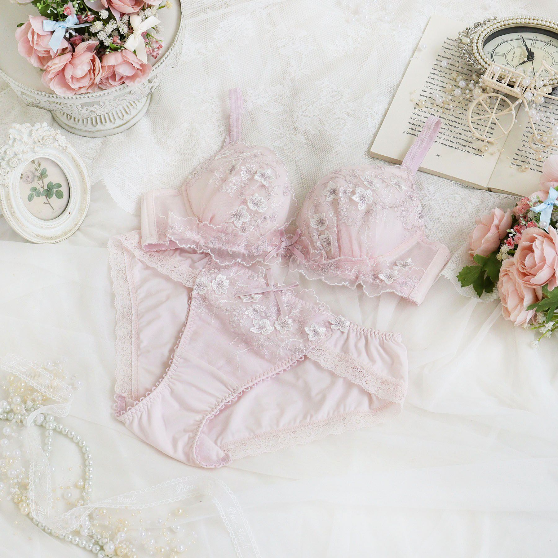 Risa Magli「フリート ブラジャー (B-C) ＜リサマリミラクル谷間ブラ＞」|インナー|