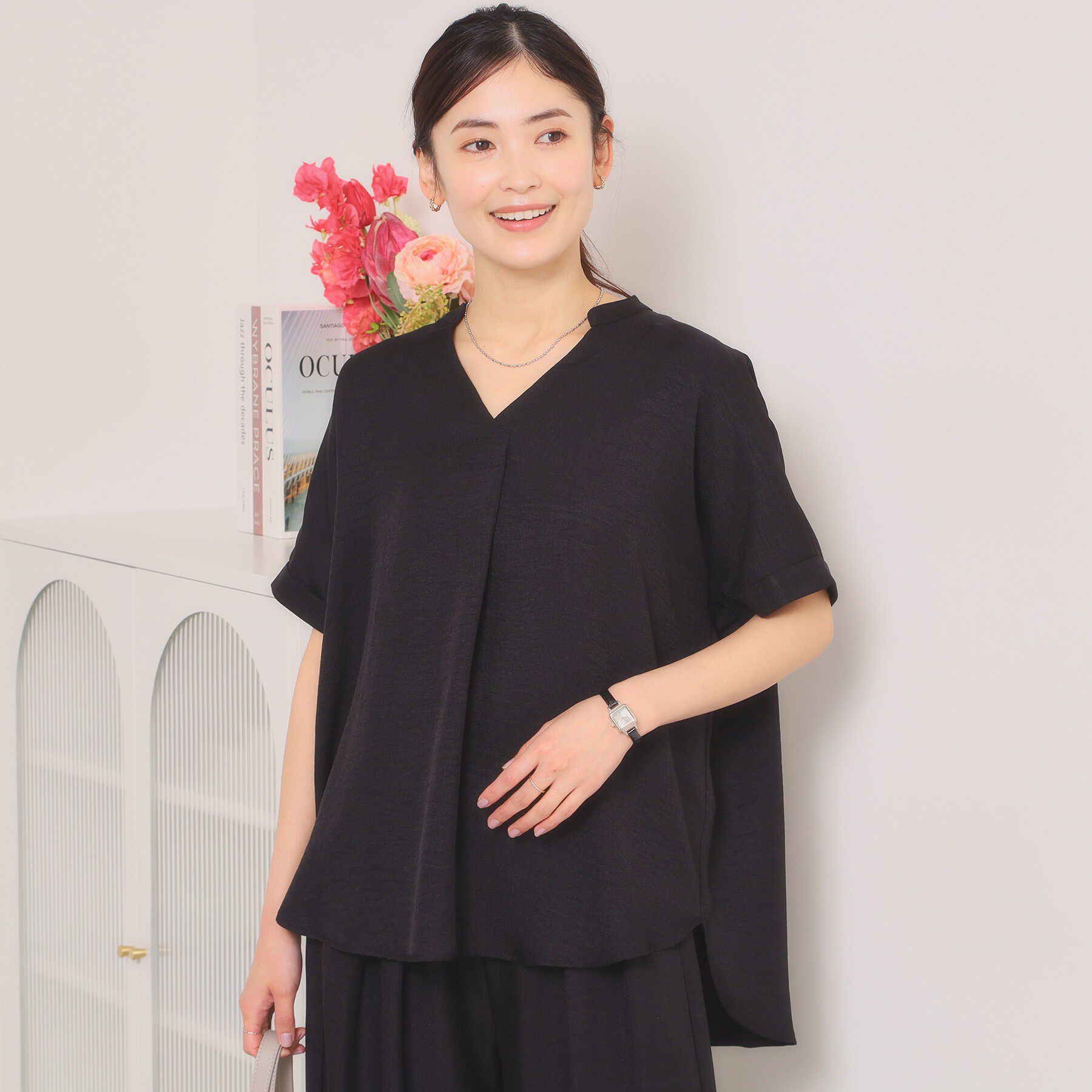 ITS&rsquo;DEMO「【UVケア／接触冷感／吸水速乾／洗濯機OK】柔らかリネンライクスキッパーブラウス」|シャツ・ブラウス|ブラック(019)