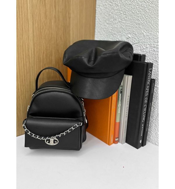 GYDA「フェイクレザーbrimキャスケット」|キャップ・キャスケット|