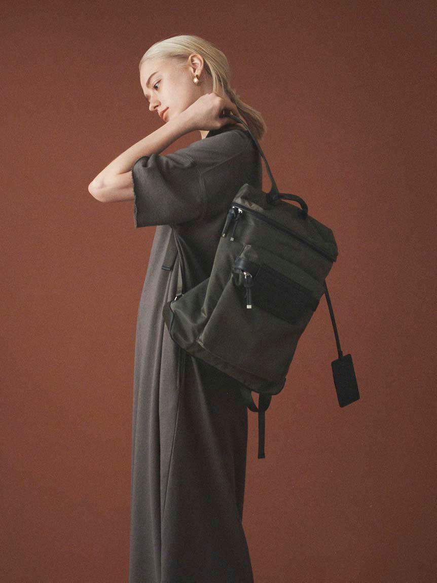 emmi atelier「【emmi atelier】eco  撥水ベーシックバックパック」|リュック|