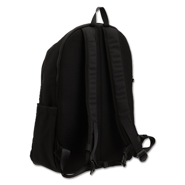 MARY QUANT「オールブラックシンプルロゴ リュックL」|リュック|