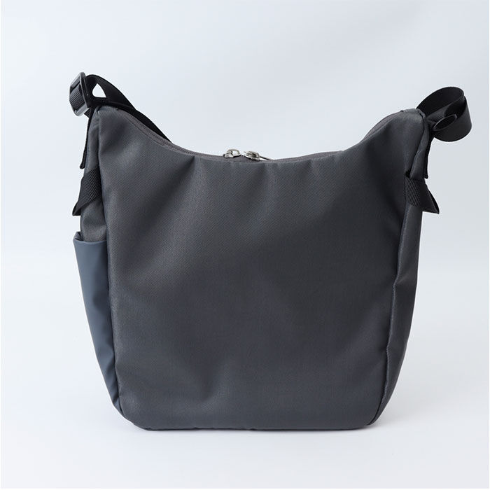 BACKYARD FAMILY「MADDEN EQUIPMENT ショルダーバッグ EQPK-03 通販 ショルダーバック」|ショルダー・メッセンジャー|