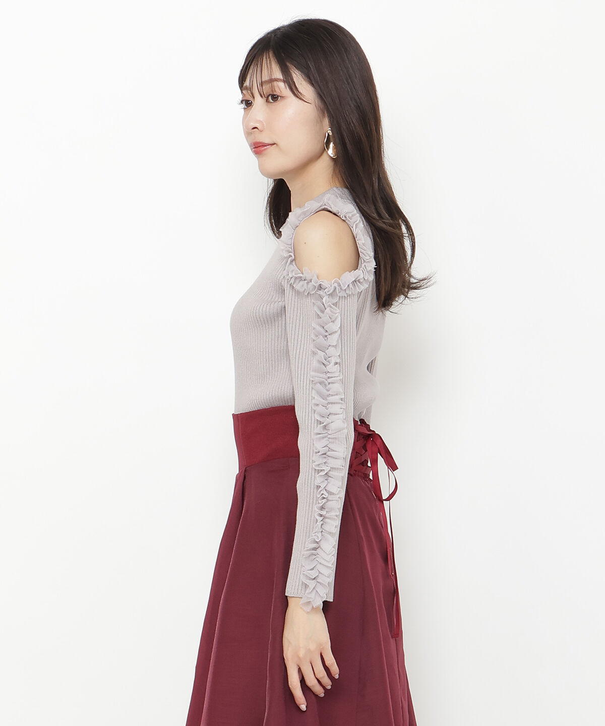 アンドクチュール「チュールフリルオフショルニットプルオーバー」|ニット・セーター|