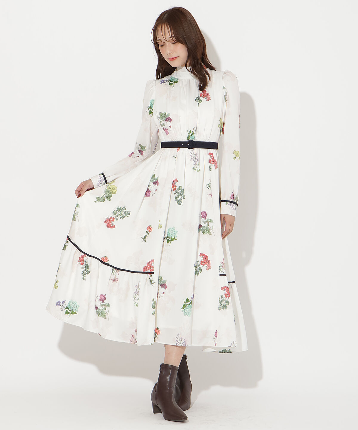 アンドクチュール「クラシックフラワーワンピース」|ワンピース|