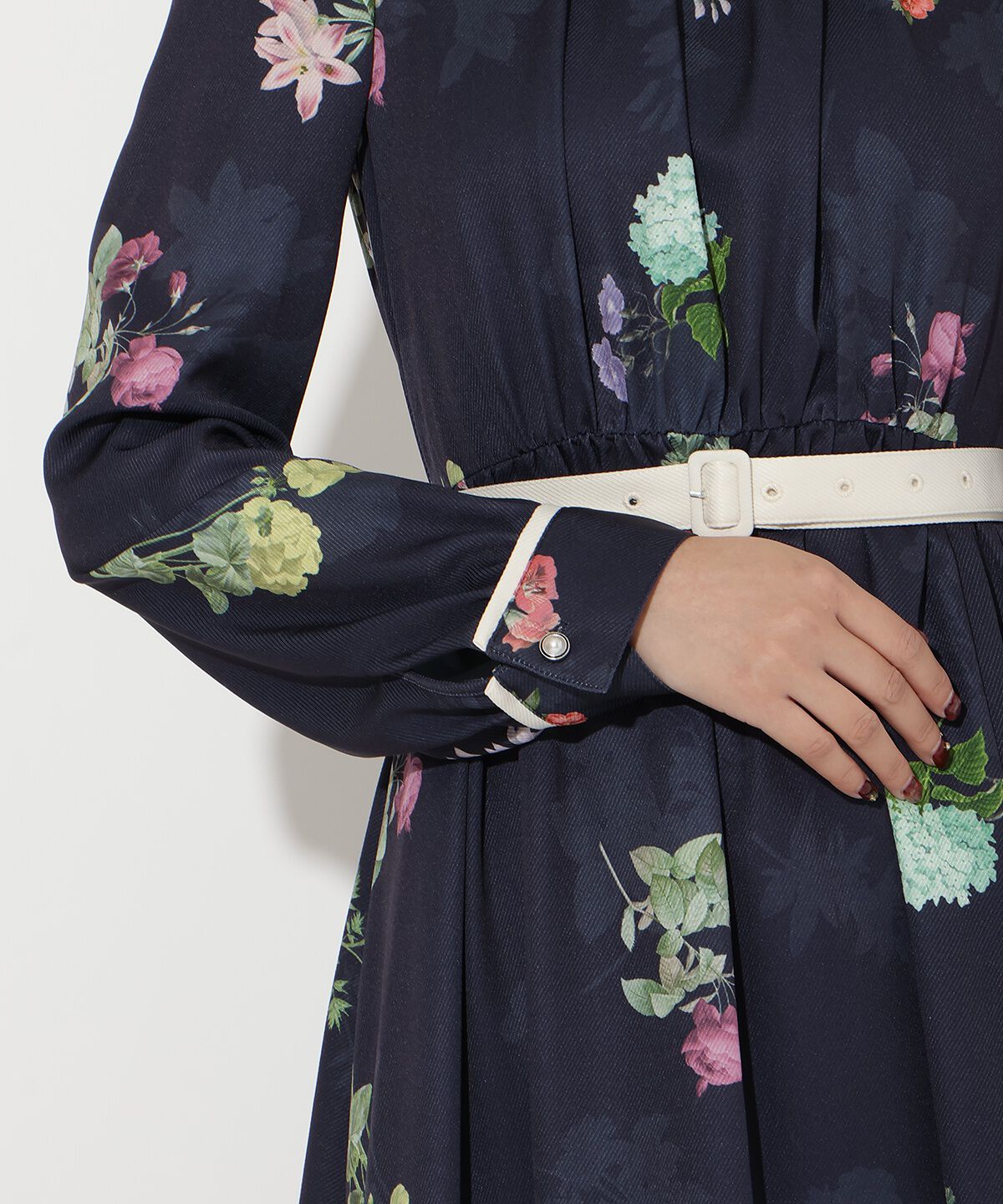 アンドクチュール「クラシックフラワーワンピース」|ワンピース|