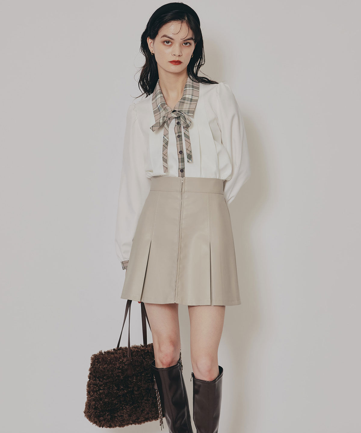 REDYAZEL「フェイクレザーBOXプリーツミニスカート」|フレア|