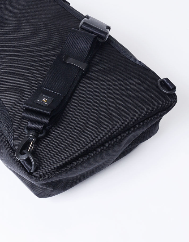 master-piece「slick スリングバックL」|ショルダー・メッセンジャー|