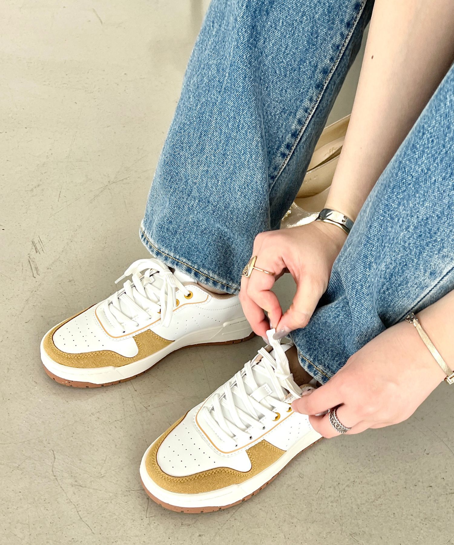 ORiental TRaffic「【トレンド】パンチングミッドソールスニーカー/OT3725 スニーカー 定番 人気 売れてる」|スニーカー|