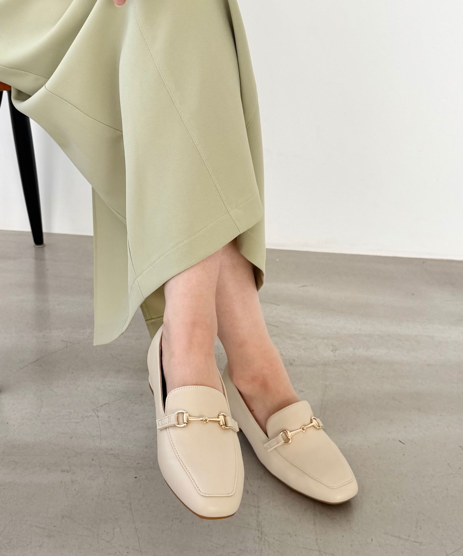 ORiental TRaffic「【跳べるパンプス/シリーズ累計１５０万足突破】スクエアトゥ ビット モチーフ  ローファー /R-3210」|パンプス|