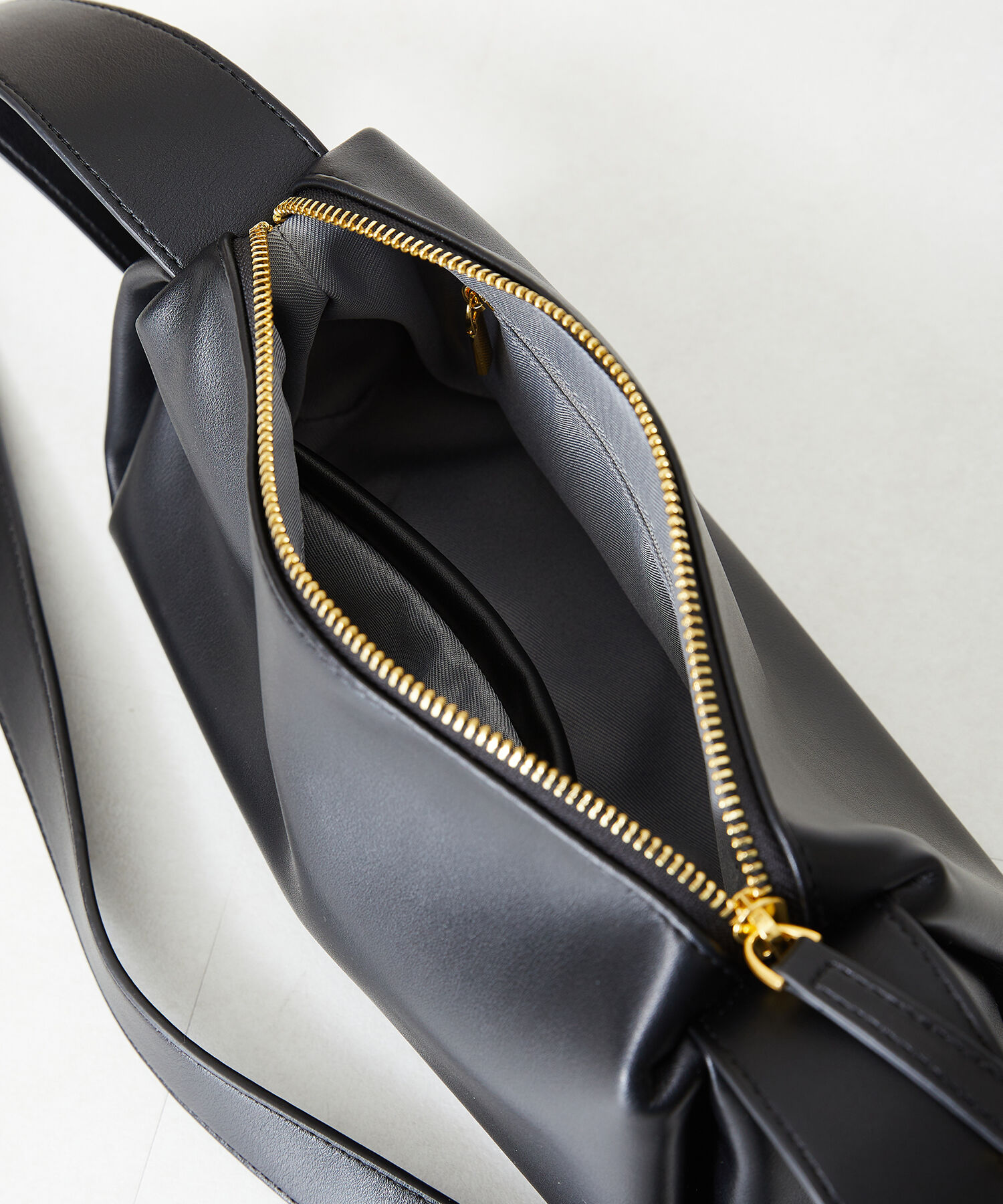 ORiental TRaffic「【BAG】ソフトフェイクレザーショルダーバッグ/BA-204 人気 トレンド　売れてる」|ショルダー・メッセンジャー|