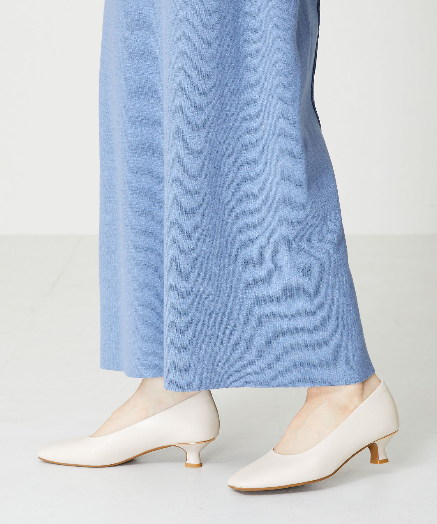 WA Oriental TRaffic「【アウトレット価格】スクエアトゥラインヒールパンプス/42109」|パンプス|