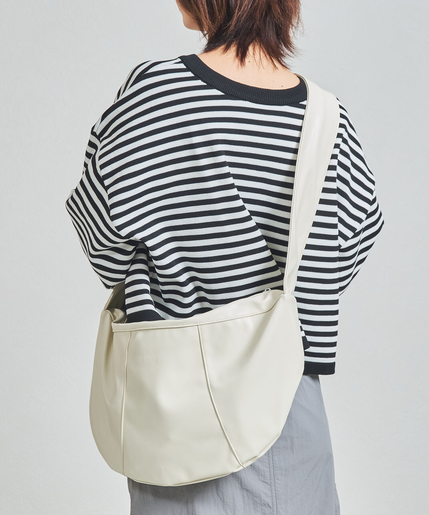 ORiental TRaffic「【BAG】ギャザーショルダーボディバッグ/BA-234 トレンド 人気 売れてる」|ショルダー・メッセンジャー|BEIGE