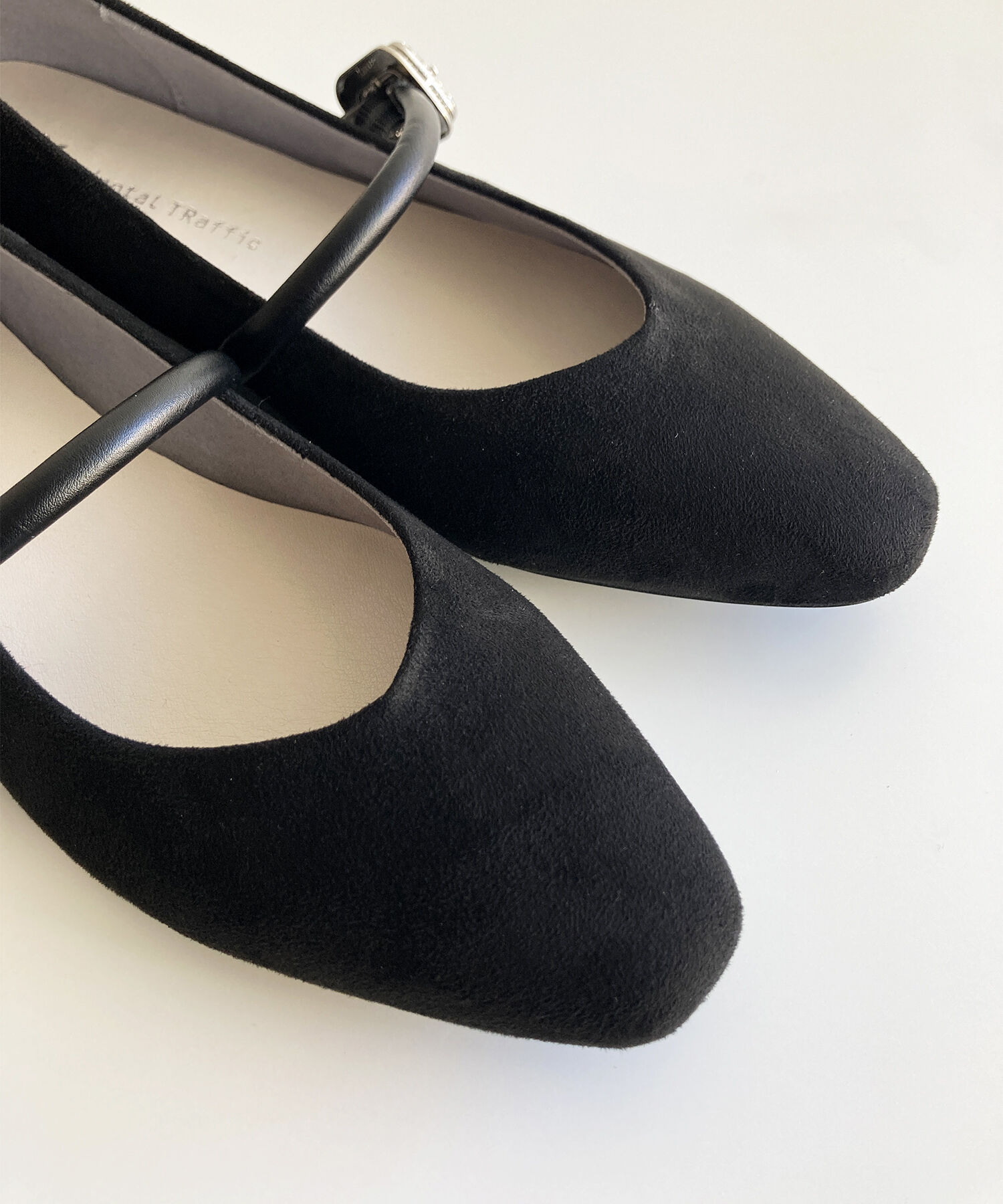 WA Oriental TRaffic「ビジューバックルストラップパンプス/52109」|パンプス|