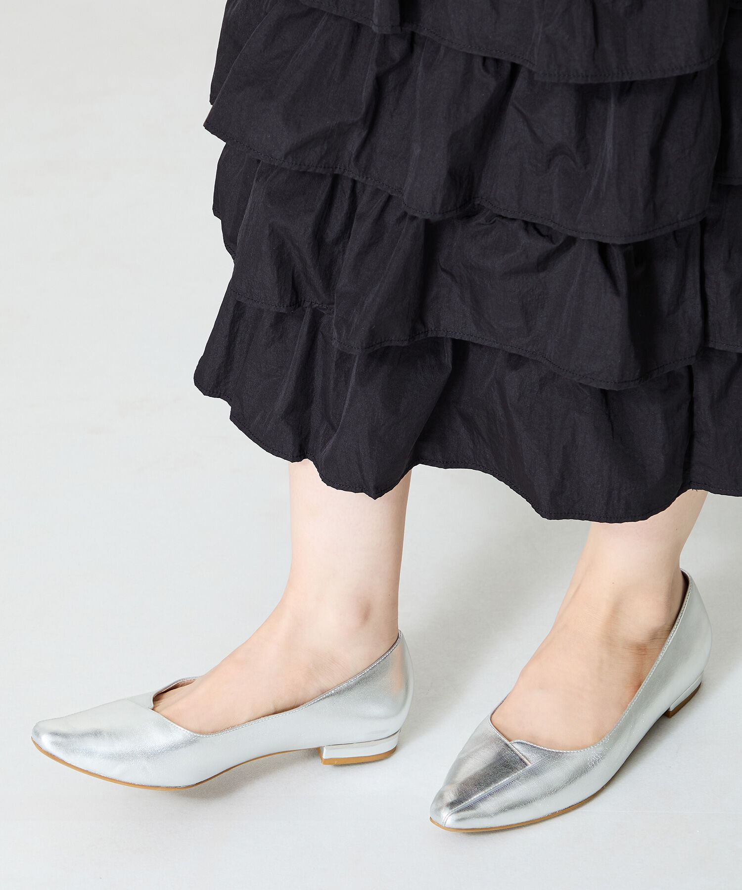 ORiental TRaffic「アシンメトリーデザイン フラット パンプス /55102 通勤靴 すっきりシルエット」|パンプス|