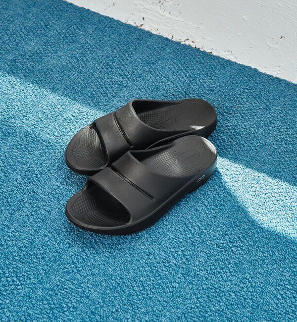 UNITED ARROWS green label relaxing「＜OOFOS＞OOAHH サンダル」|サンダル|BLACK