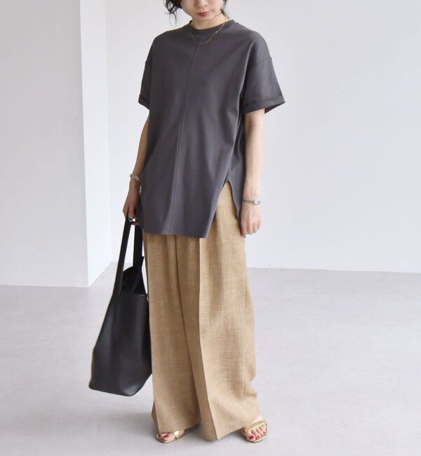 quaranciel「quaranciel:〈接触冷感/汗染み防止/洗濯機可能〉スリット ルーズ チュニック TEE」|Tシャツ・カットソー|