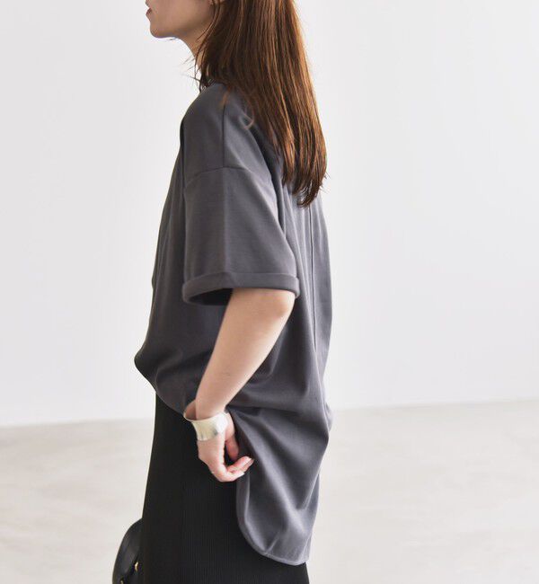 quaranciel「quaranciel:〈接触冷感/汗染み防止/洗濯機可能〉スリット ルーズ チュニック TEE」|Tシャツ・カットソー|