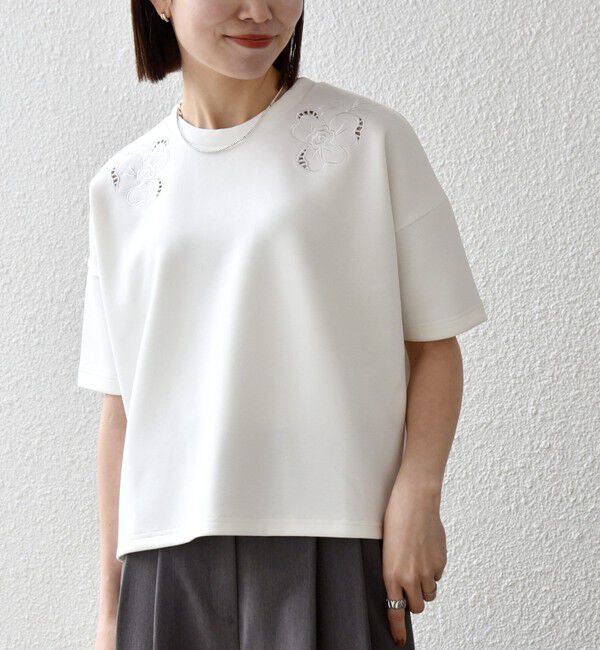 SHIPS any「SHIPS any:〈洗濯機可能〉エンブロイダリー ショートスリーブ プルオーバー」|Tシャツ・カットソー|