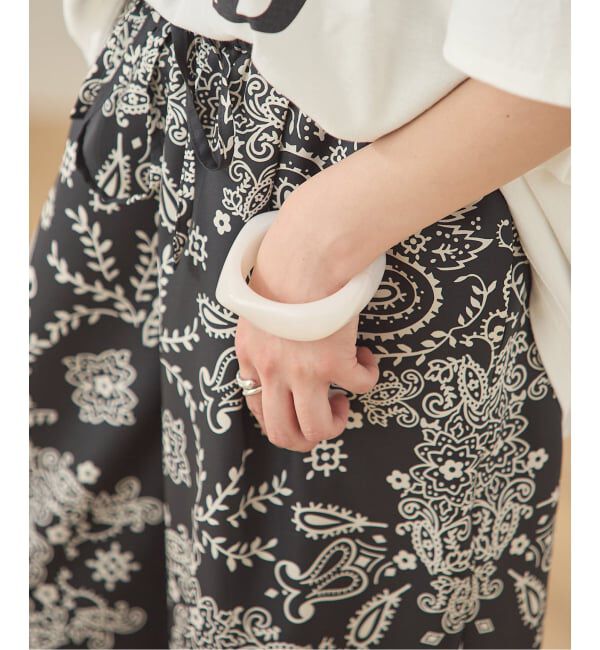 journal standard L'essage「《予約》CRYSTAL HAZE/クリスタル ヘイズ Jelly Bangle White バングル」|ブレスレット・バングル|ホワイト