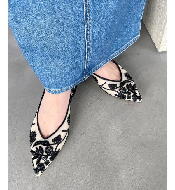  「《追加予約2》ポインテッドフラワーエンブロイダリーフラット」|その他|ベージュ