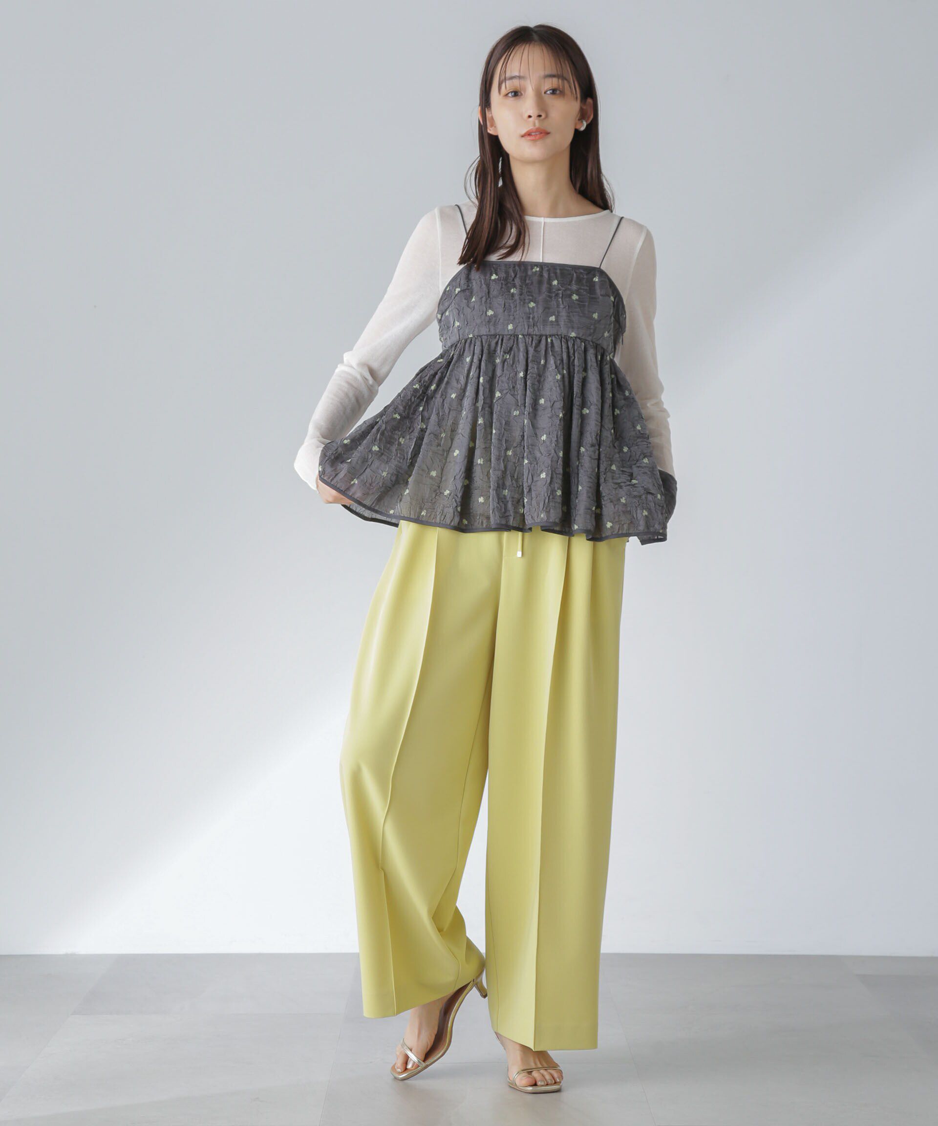 nano･universe「ピンタックイージーワイドパンツ」|チノ|