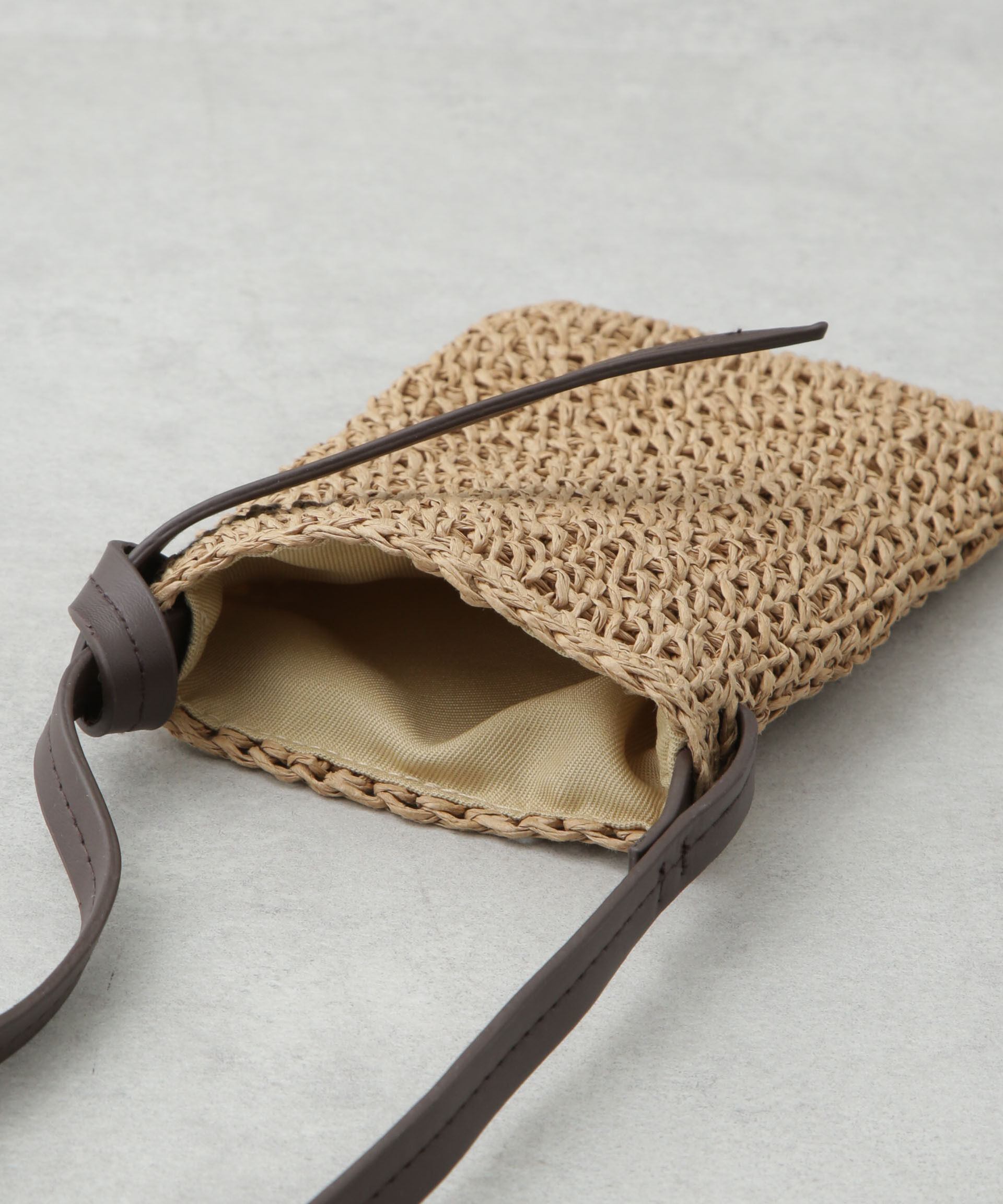 nano･universe「ストローメッシュスクエアポーチ」|ショルダー・メッセンジャー|