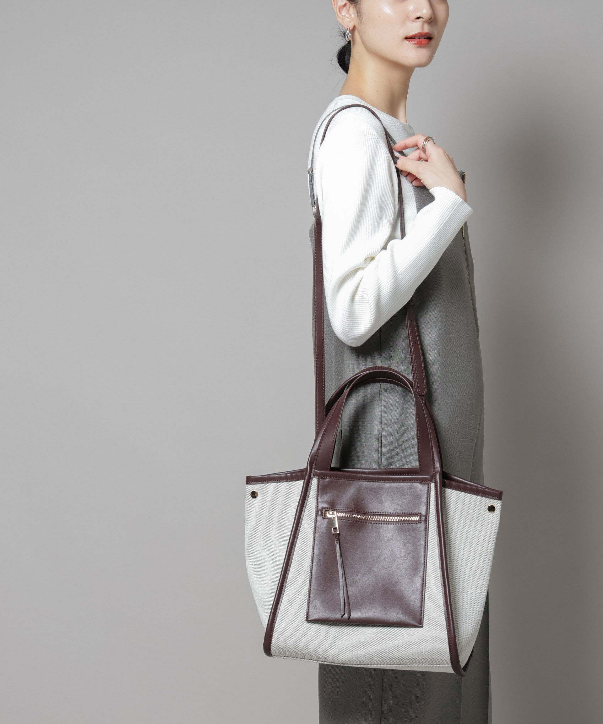 nano･universe「キャンバス&times;フェイクレザーポケットバッグ」|ショルダー・メッセンジャー|