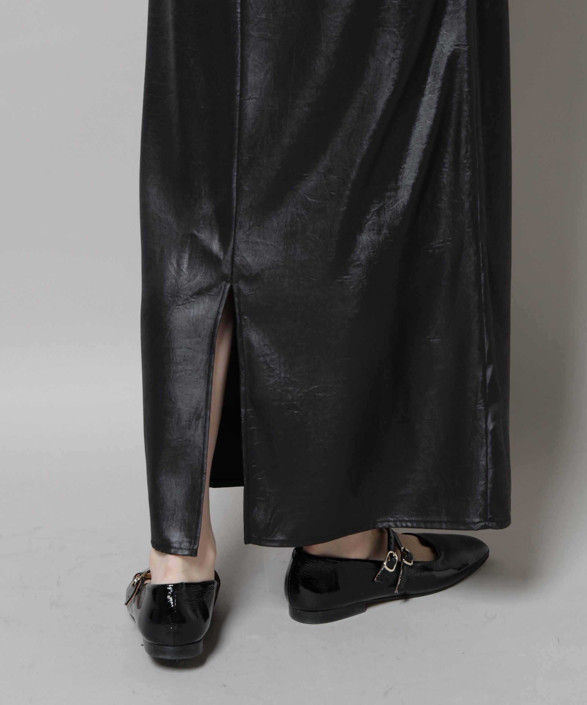 nano･universe「レザーライクシャイニースカート」|スカート|