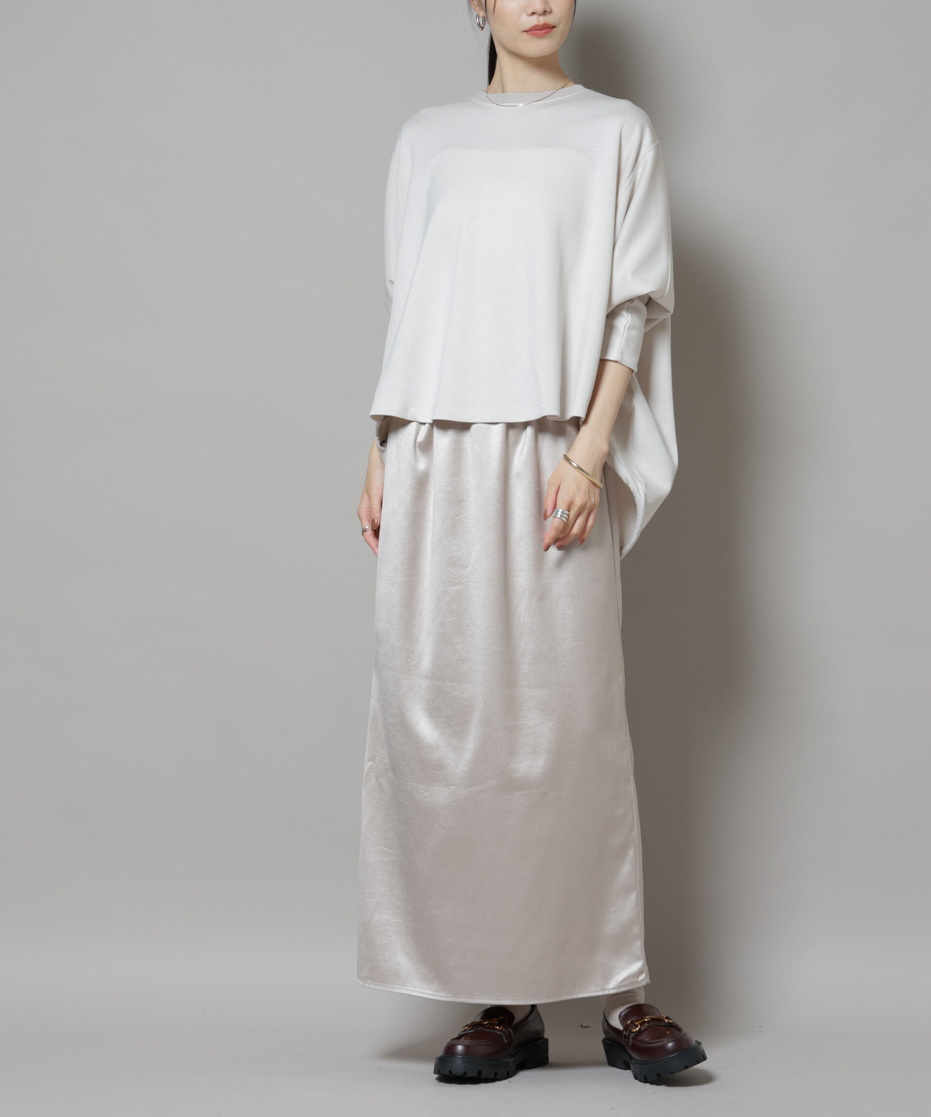 nano･universe「レザーライクシャイニースカート」|スカート|ライトベージ 1