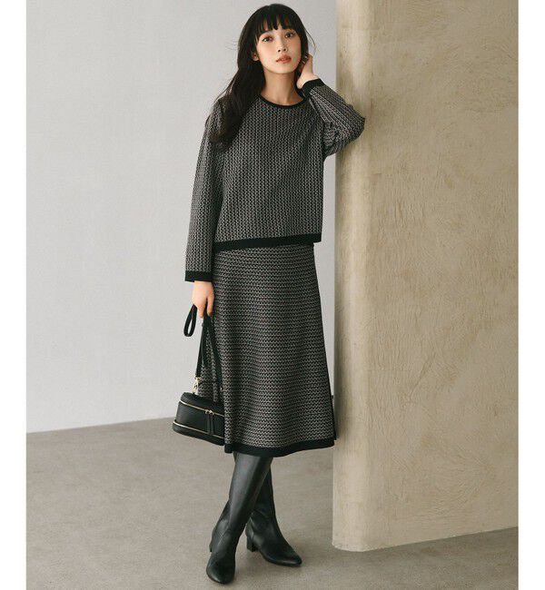 自由区「【WEB限定カラーあり・洗える】リバーシブルニット セットアップ(プルオーバー&times;フレアスカート)」|スーツ|